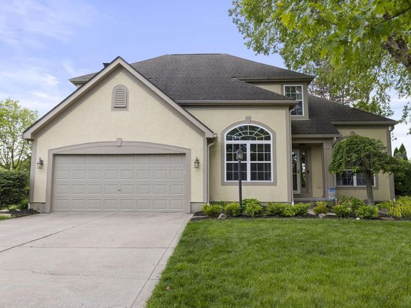 859 Dunvegan Court, Pickerington, OH 43147