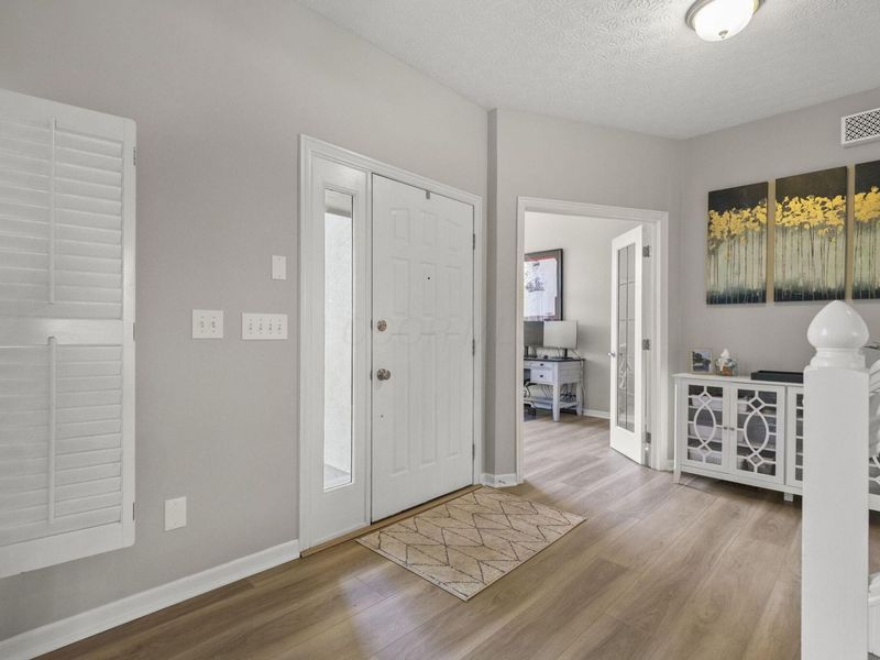 859 Dunvegan Court, Pickerington, OH 43147 Photo 5
