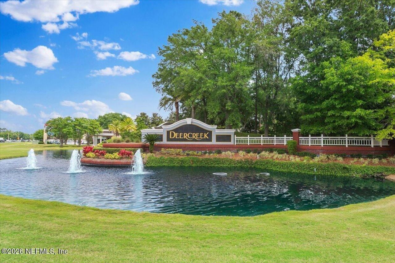 8219 Chester Lake Road N, Jacksonville, FL 32256 Photo