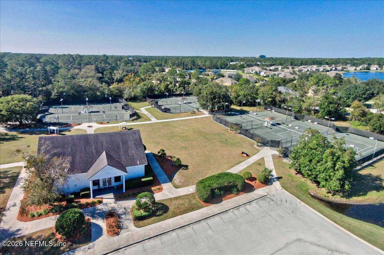 8219 Chester Lake Road N, Jacksonville, FL 32256 Photo