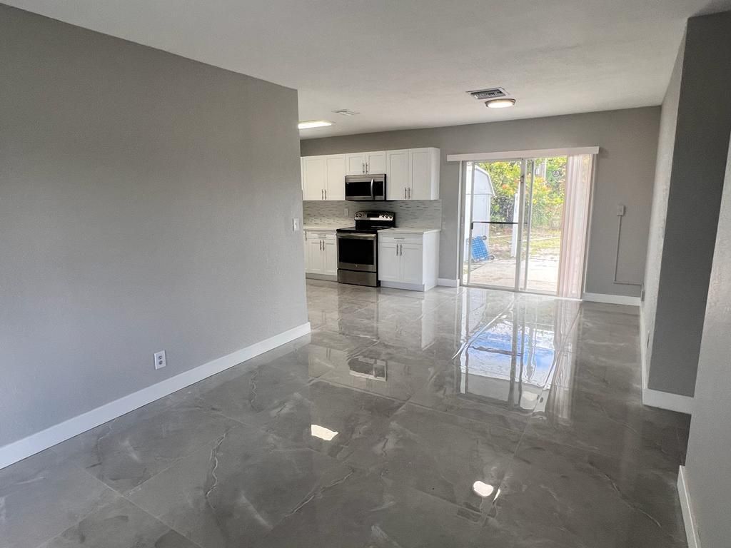 151 NE 17th Avenue, Boynton Beach, FL 33435 Photo