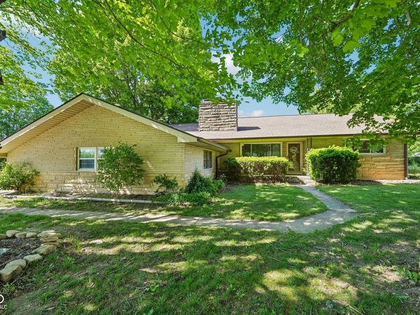 320 Maple Street, Greenwood, IN 46142