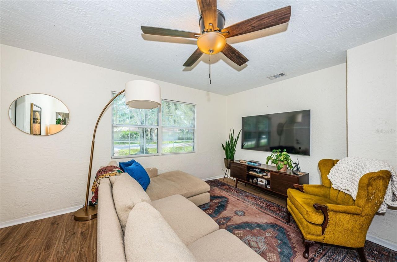 3880 Haines Road N, Saint Petersburg, FL 33703 Photo