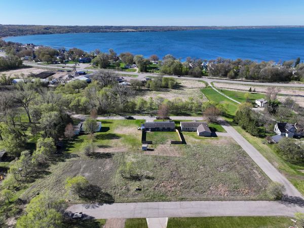 725 6th Avenue NW, Glenwood, MN 56334