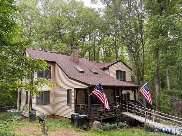 208 Johnson Mill Lane , Bumpass, VA 23024