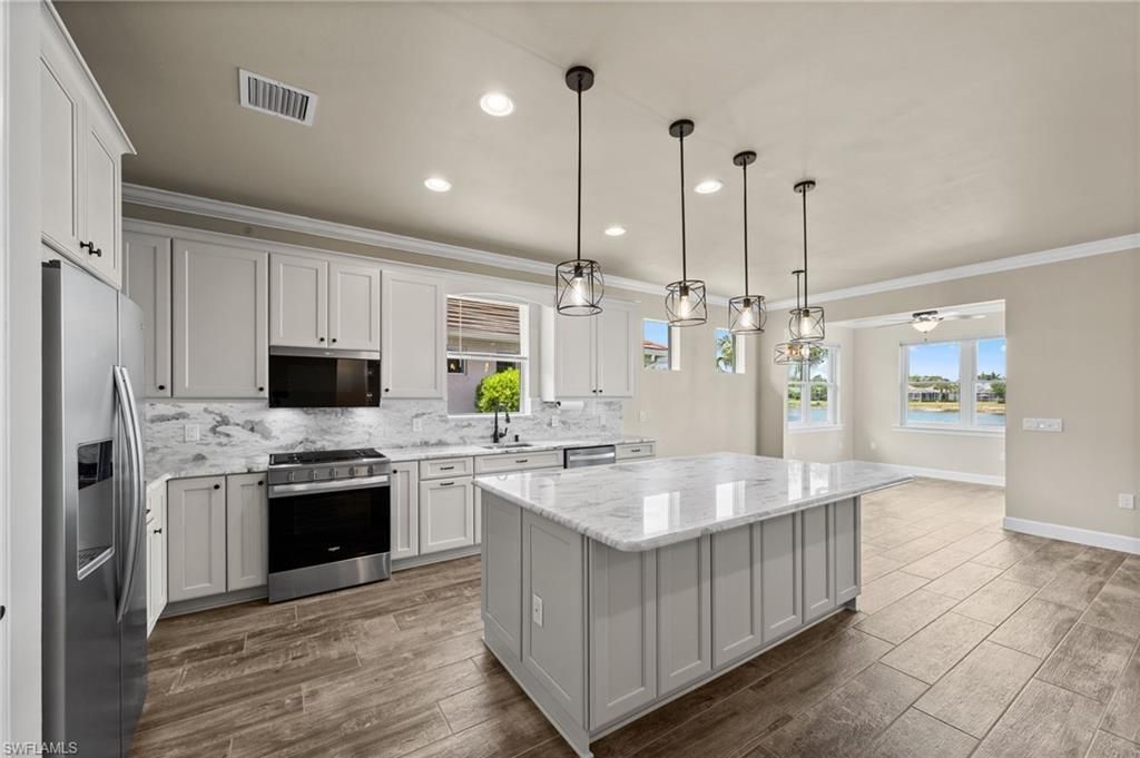 10586 Tidewater Key Blvd, Estero, FL 33928 Photo
