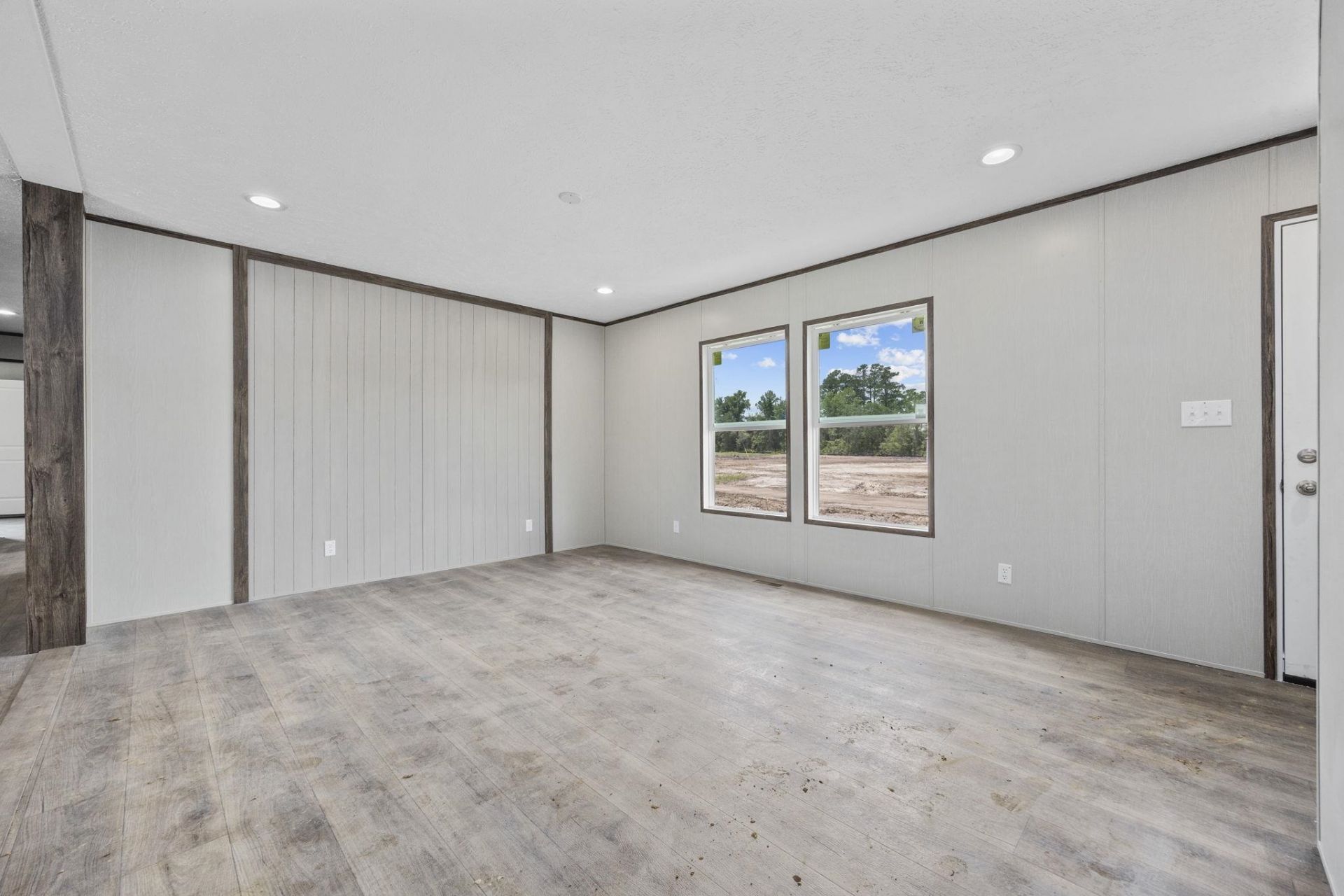 5548 Daffodil Dr.  Photo 11