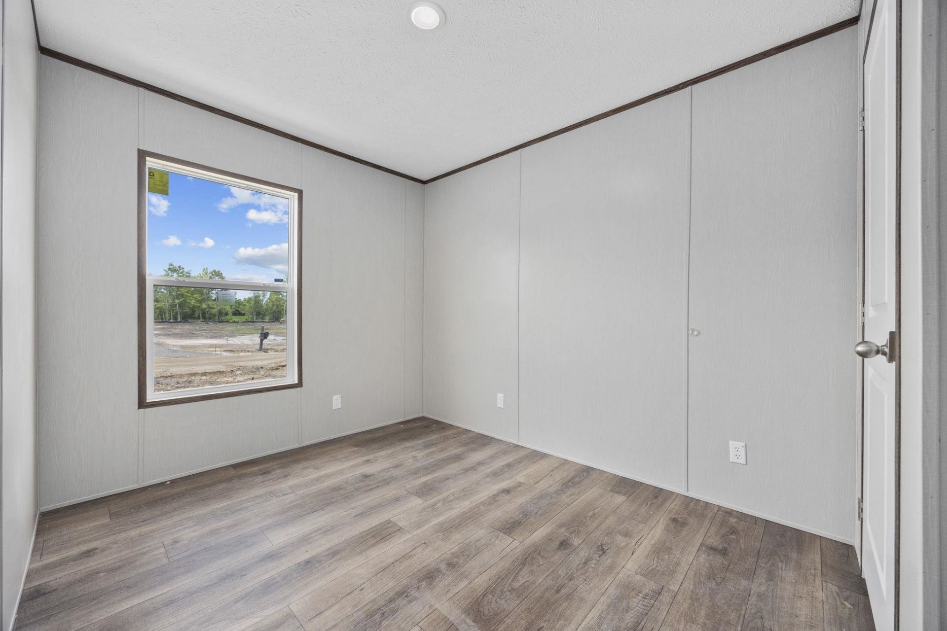 5548 Daffodil Dr.  Photo 26