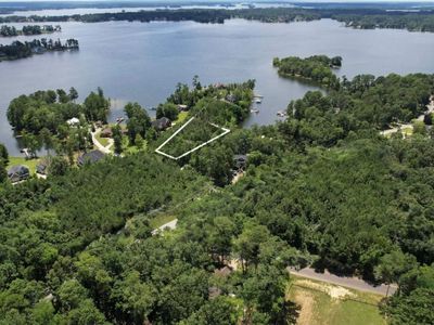 A three point Road , Chapin, SC 29036