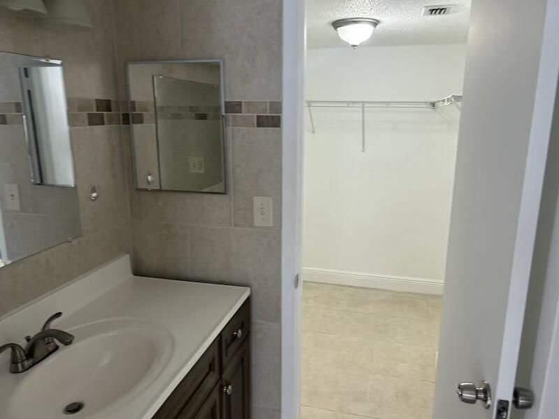 3432 NW 86th Way, Unit D204, Sunrise, FL 33351 Photo