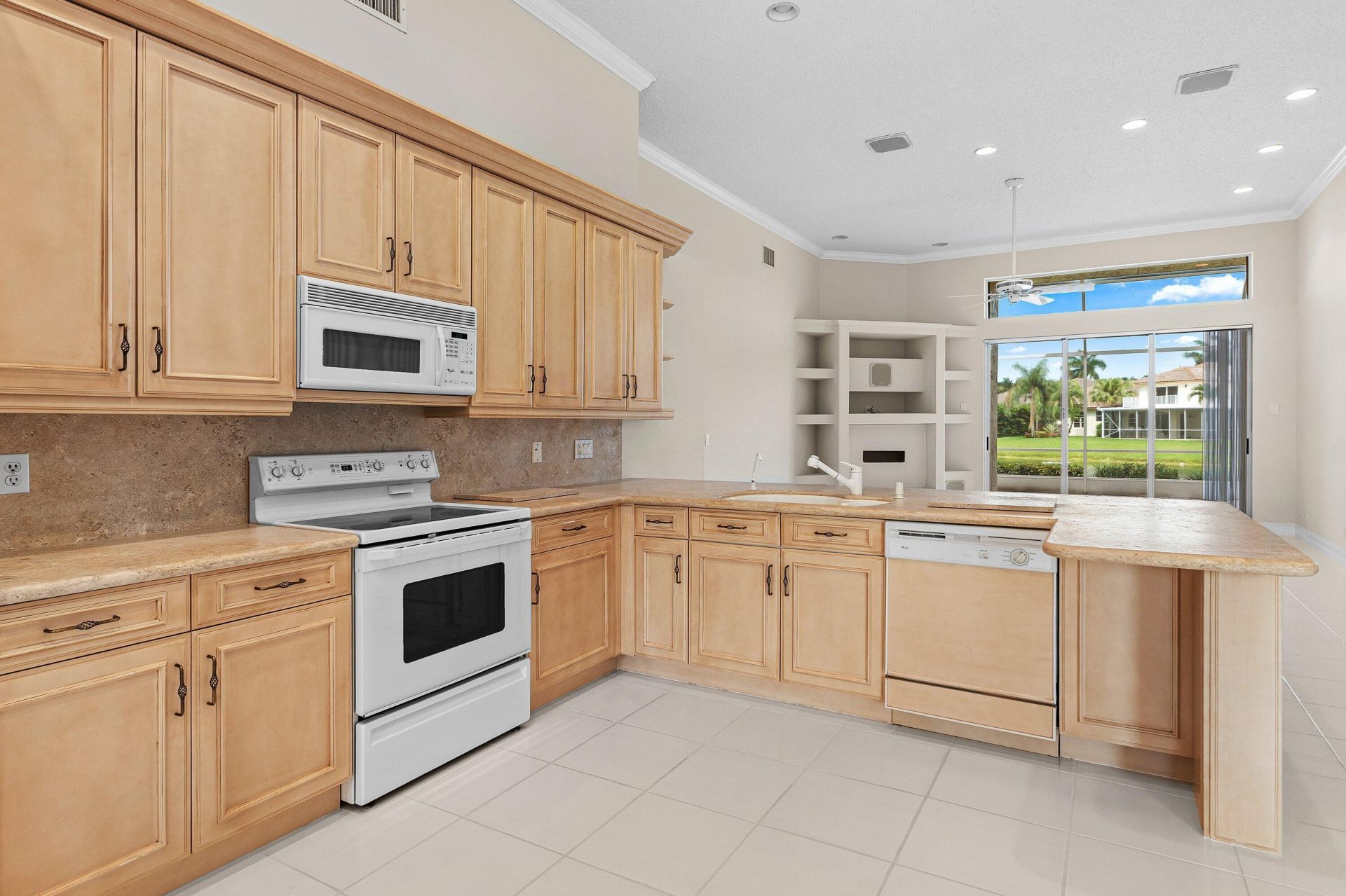 10653 St Thomas Drive, Boca Raton, FL 33498 Photo