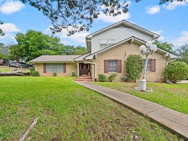 9547 Brookhollow Drive , Woodway, TX 76712