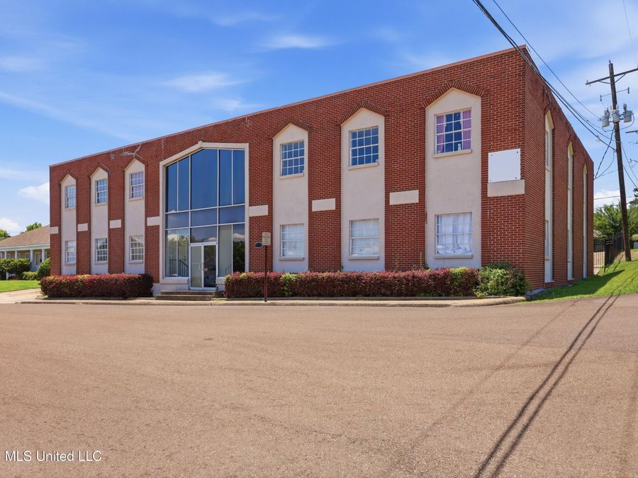 Property Image 4