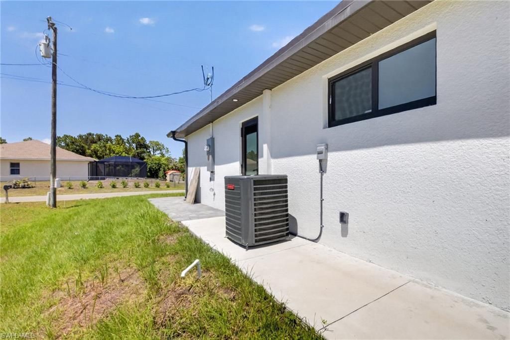 728 Brazos St E, Lehigh Acres, FL 33974 Photo