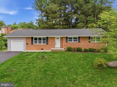 210 S SHENANDOAH AVENUE, FRONT ROYAL, VA 22630