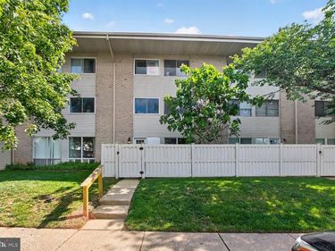 104 BIRCH STREET, Unit A-3, FALLS CHURCH, VA 22046