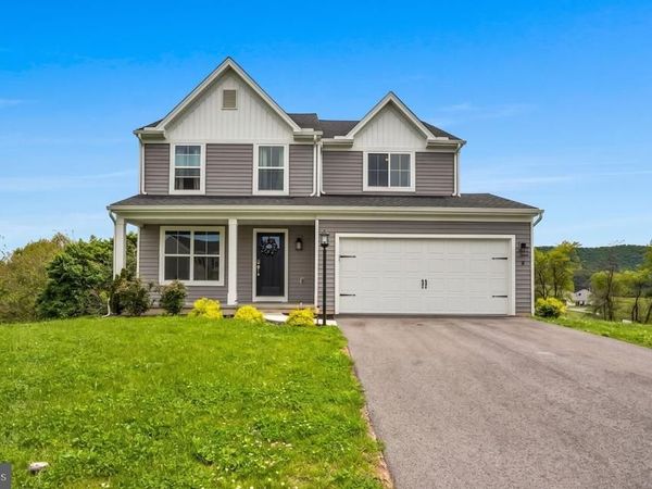 8 WESTON CIR , DUNCANNON, PA 17020