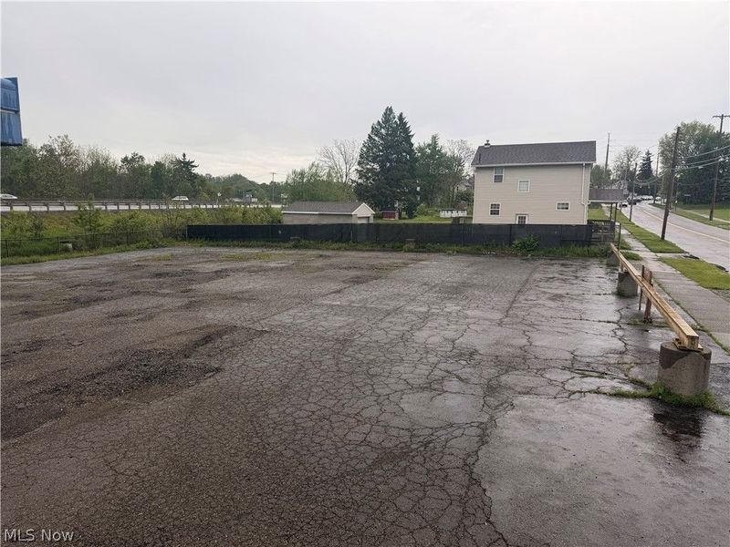 1073 1st Street NE, Massillon, OH 44646 Photo 6