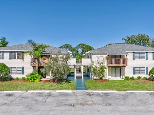 122 LOBLOLLY COURT , Unit C, OLDSMAR, FL 34677