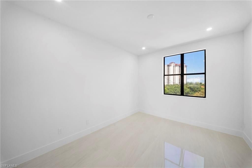 7008 Pelican Bay Blvd, Unit H501, Naples, FL 34108 Photo