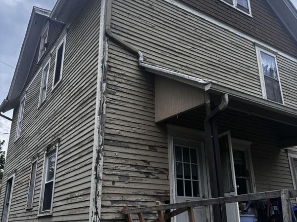 604 Bidwell Street, Albion, MI 49224