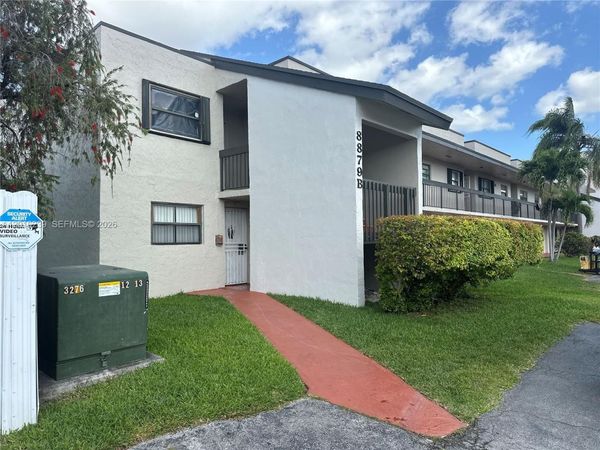 8879 Fontainebleau Blvd , Unit 206, Miami, FL 33172