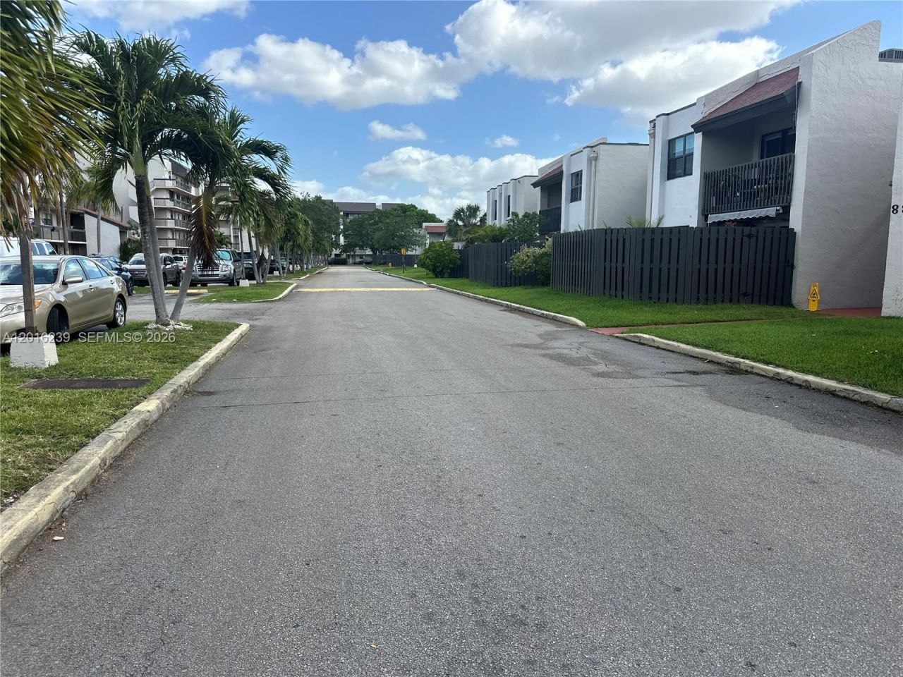 8879 Fontainebleau Blvd , Unit 206, Miami, FL 33172 Photo