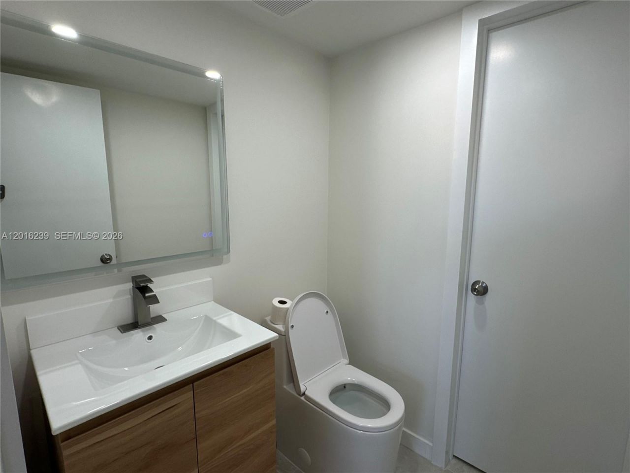 8879 Fontainebleau Blvd , Unit 206, Miami, FL 33172 Photo