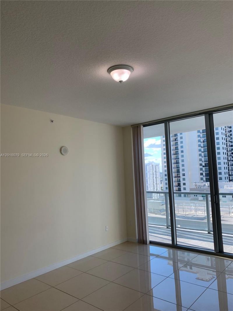 1111 SW 1st Ave, Unit 1921-N, Miami, FL 33130 Photo