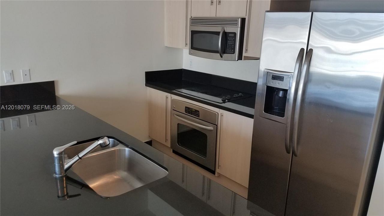 1111 SW 1st Ave, Unit 1921-N, Miami, FL 33130 Photo