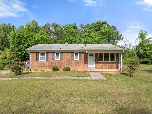 9569 Ridgeville Road, Leasburg, NC 27291