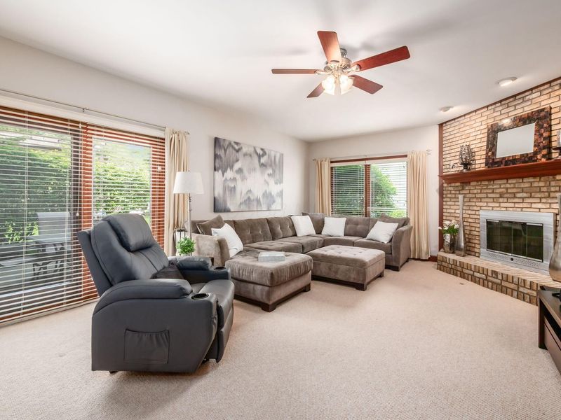 8642 Craigston Court, Dublin, OH 43017 Photo 5