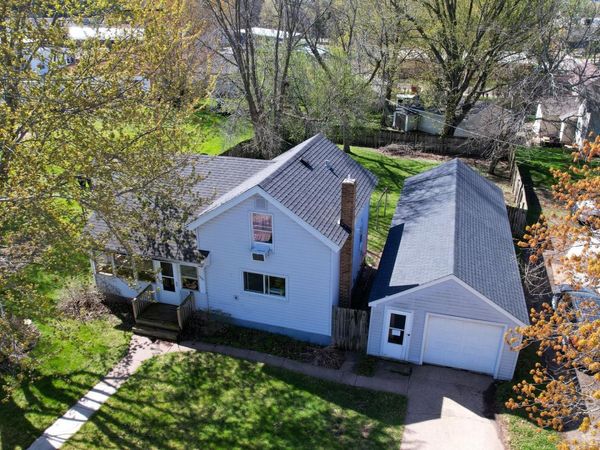 1050 Larcom Street , Hammond, WI 54015