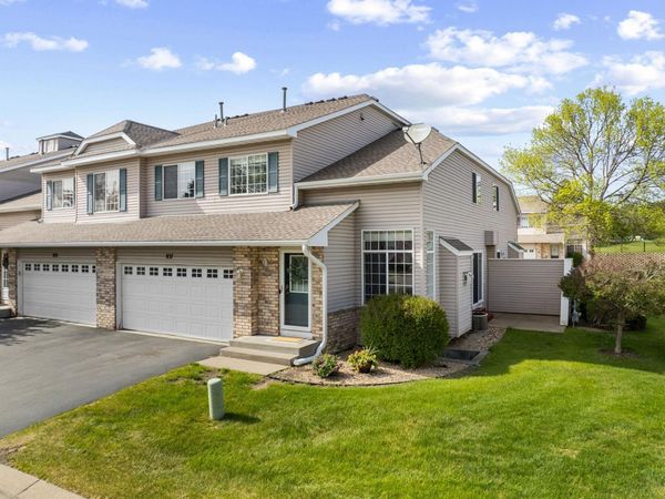 837 Summer Pines Circle , Hudson, WI 54016