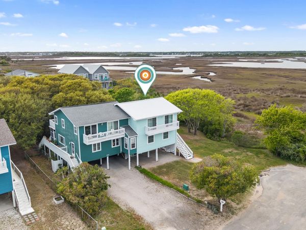 223 Oyster Lane , North Topsail Beach, NC 28460
