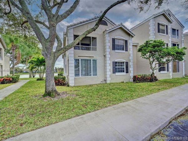 2850 N Oakland Forest Dr , Unit 202, Oakland Park, FL 33309