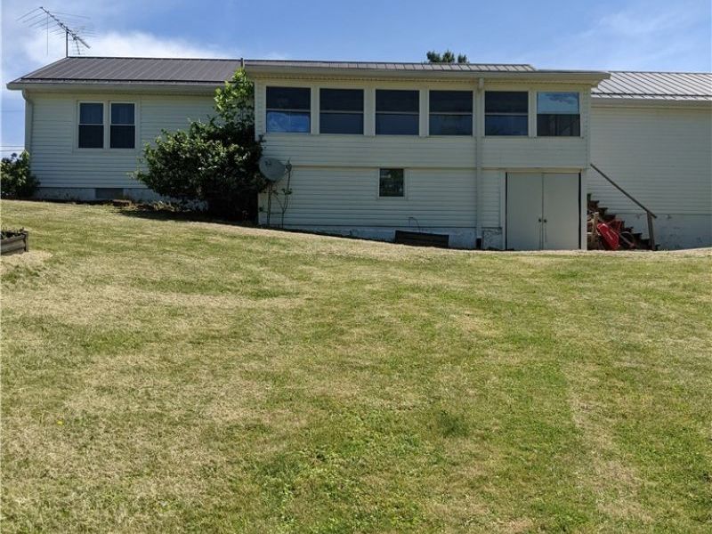 60004 Ramsey Ridge Road, Jacobsburg, OH 43933 Photo 5