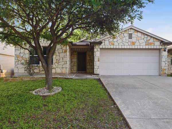 448 Nottingham LOOP, Kyle, TX 78640