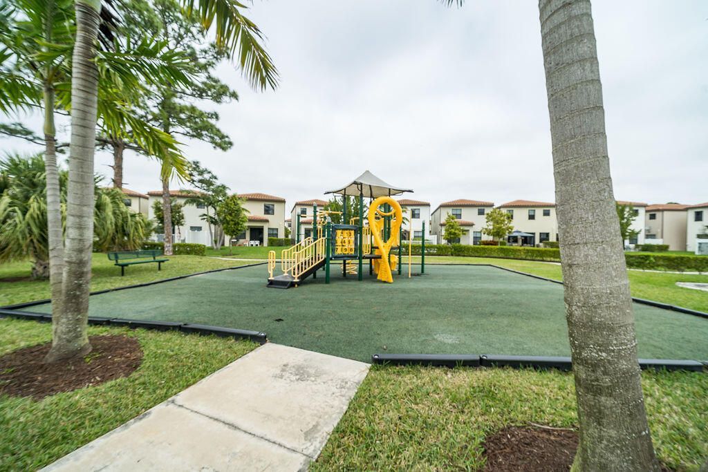 2004 Sugar Maple Drive, Riviera Beach, FL 33410 Photo
