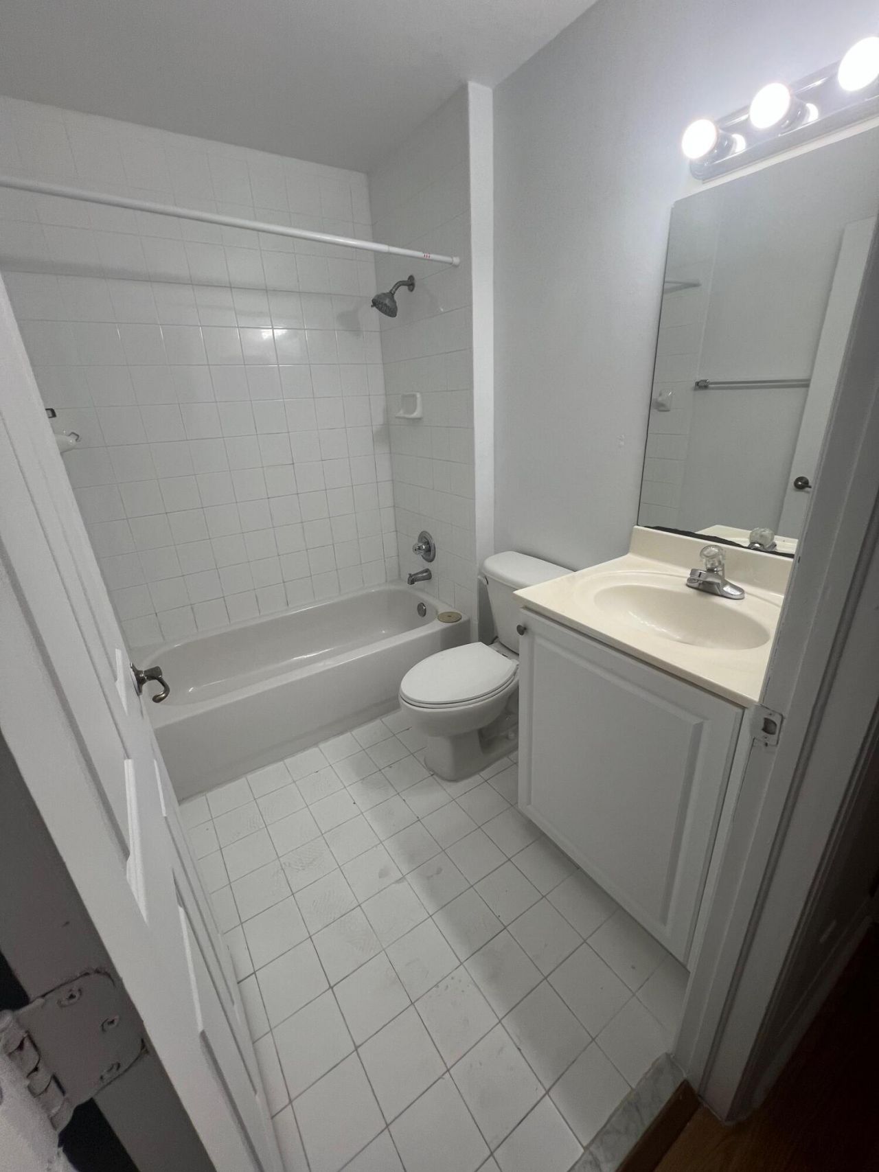 4070 NW 91st Terrace, Sunrise, FL 33351 Photo