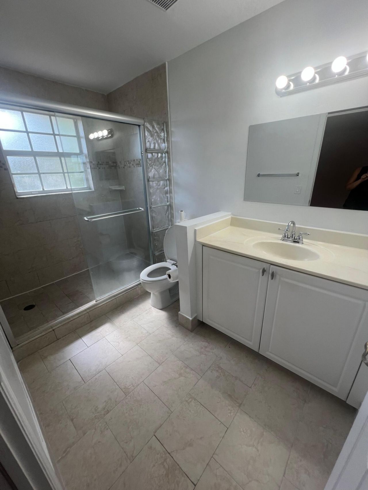 4070 NW 91st Terrace, Sunrise, FL 33351 Photo