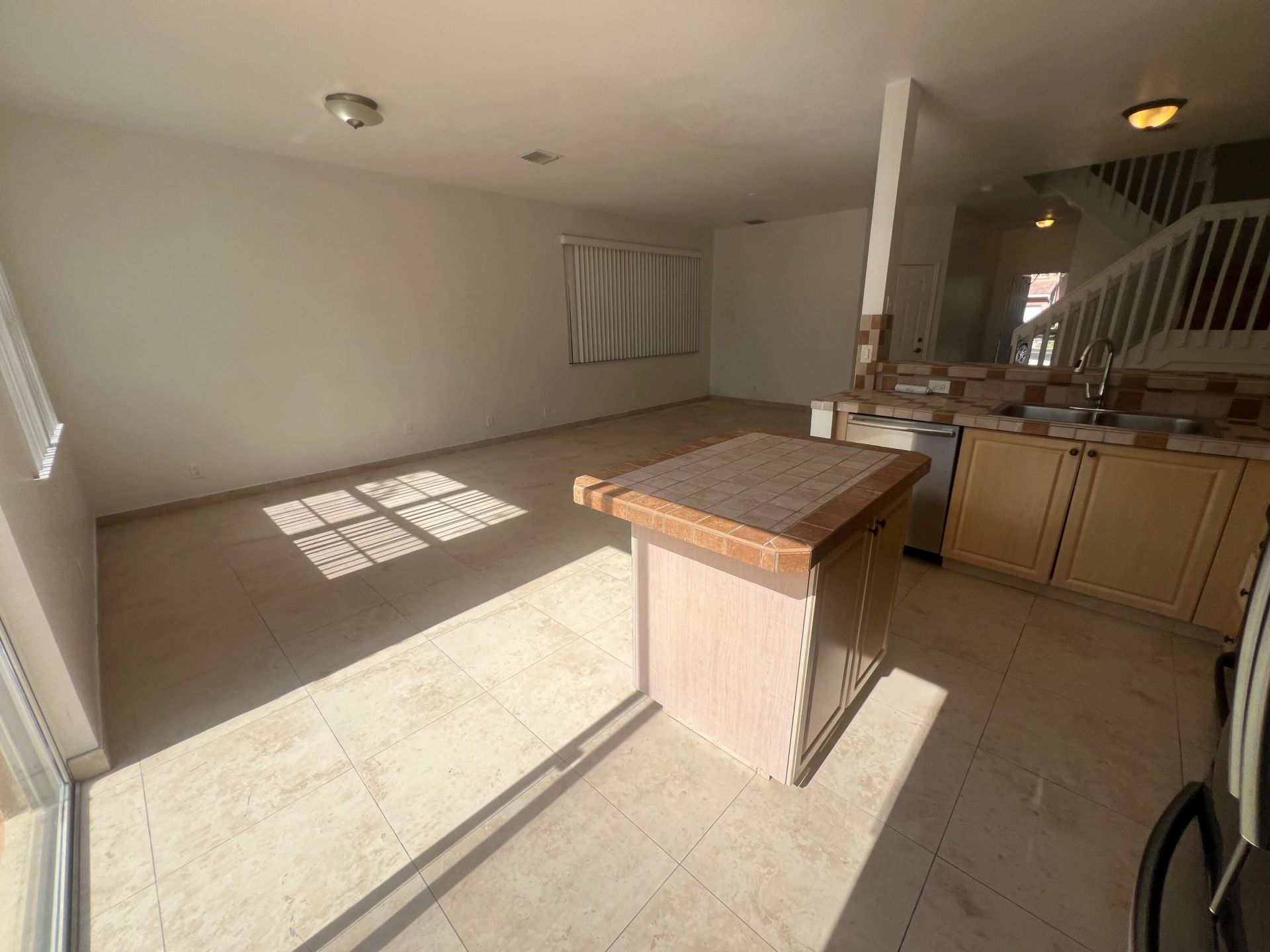 4070 NW 91st Terrace, Sunrise, FL 33351 Photo
