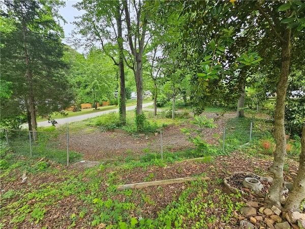 4699 Buckhorn Trail SE, Acworth, GA 30102