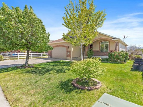 5763 S STONE BLUFF WAY W, Kearns, UT 84118
