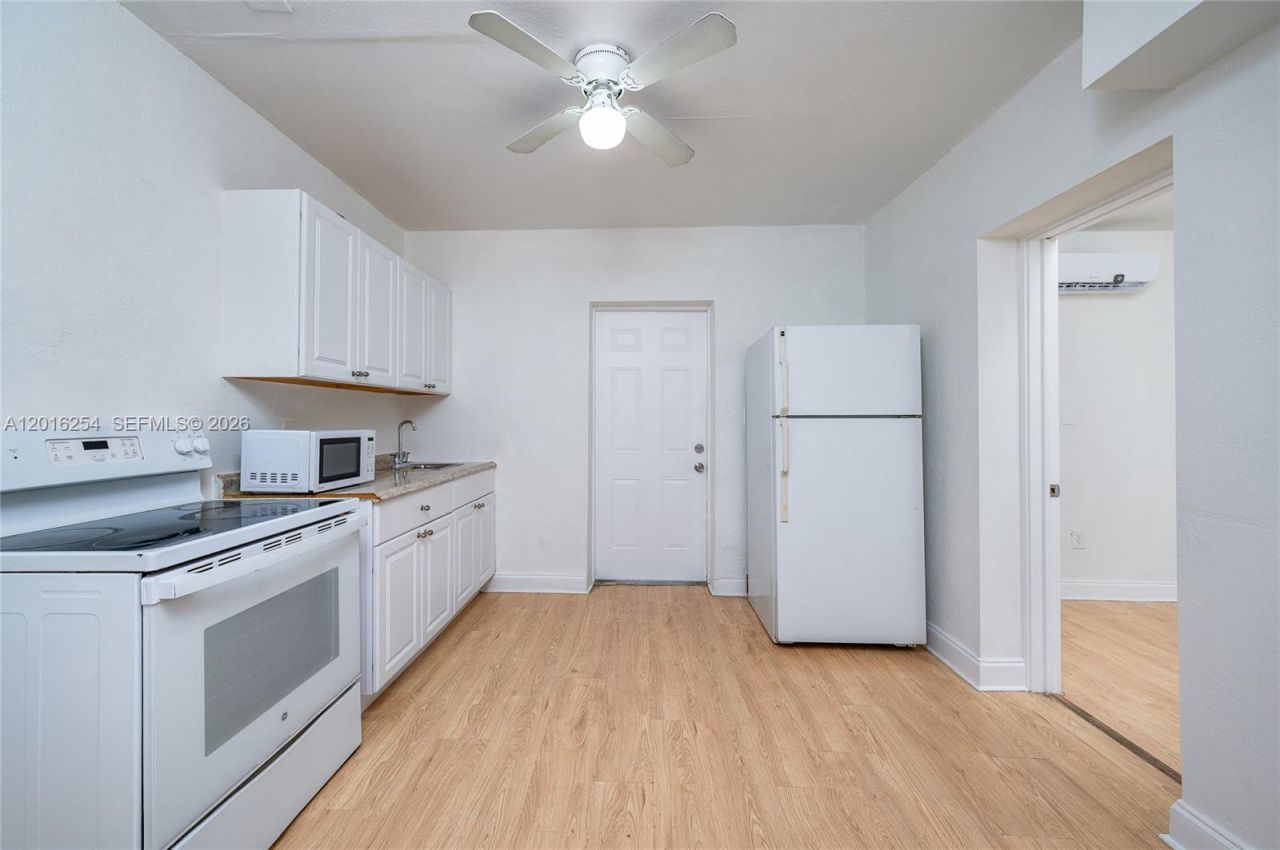 9050 NW 31st Ave , Unit 2, Miami, FL 33147 Photo