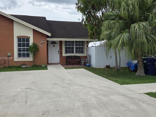 9716 SW 146th Pl , Miami, FL 33186