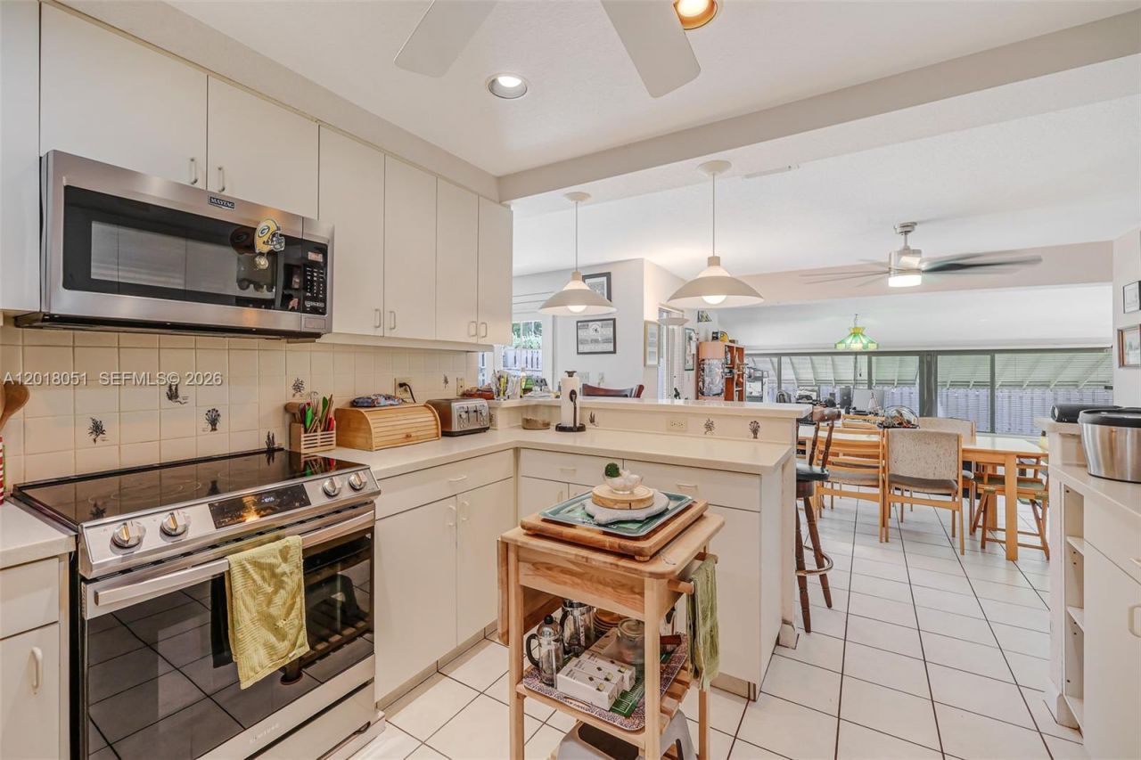 9940 Belgrade Rd , Cutler Bay, FL 33157 Photo