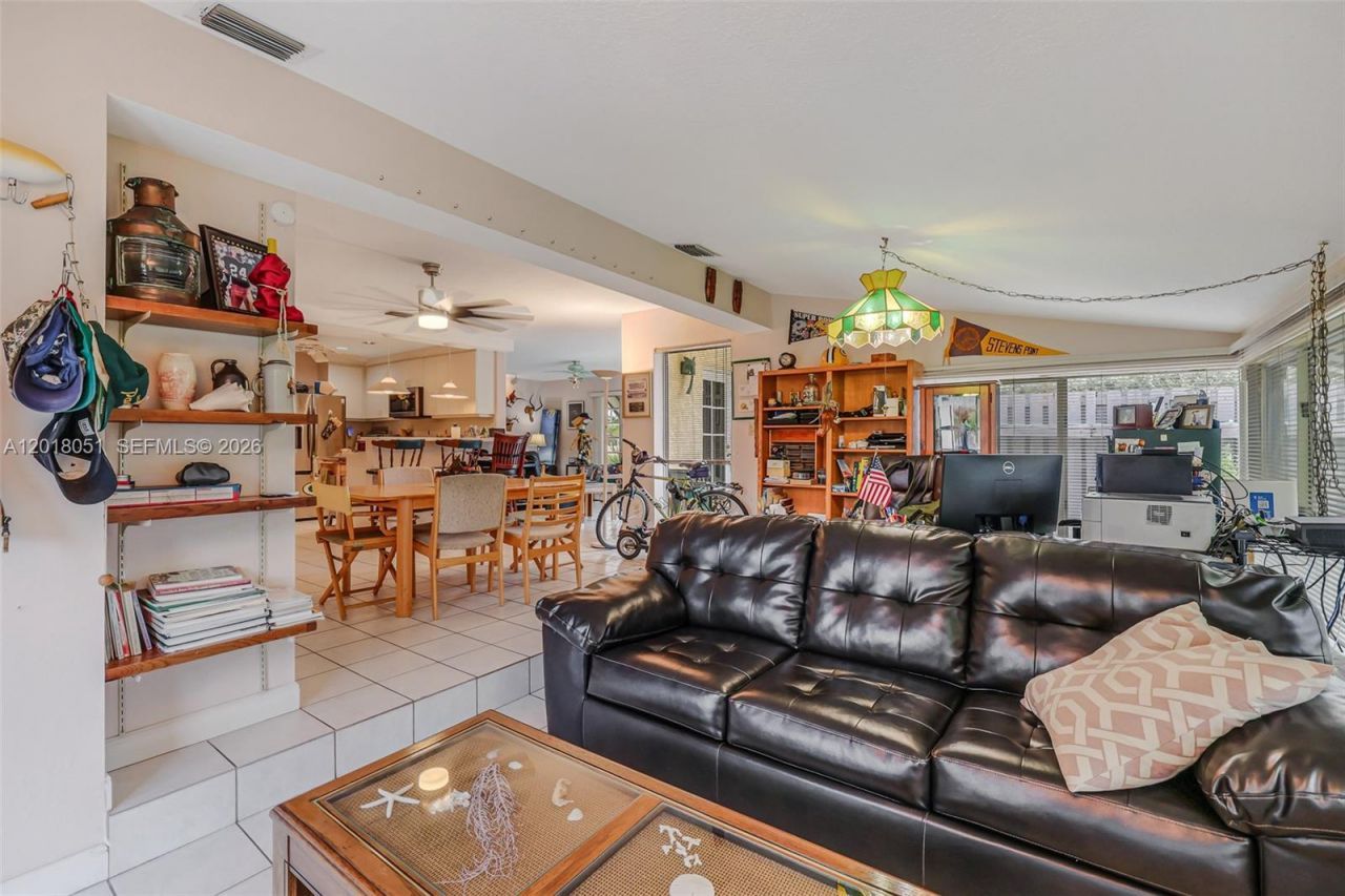 9940 Belgrade Rd , Cutler Bay, FL 33157 Photo