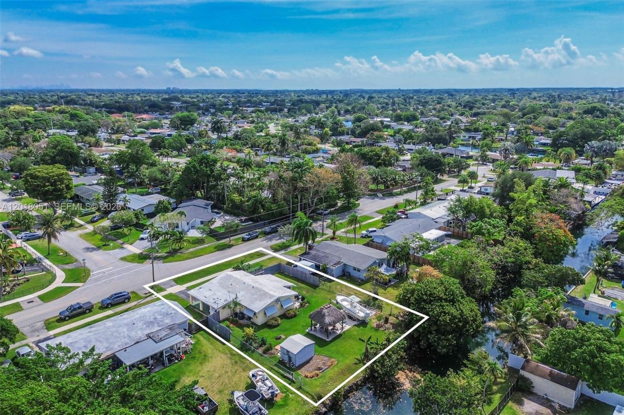 9940 Belgrade Rd, Cutler Bay, FL 33157 Photo