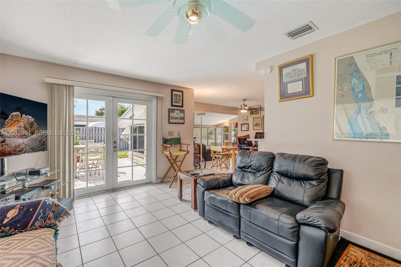 9940 Belgrade Rd , Cutler Bay, FL 33157 Photo